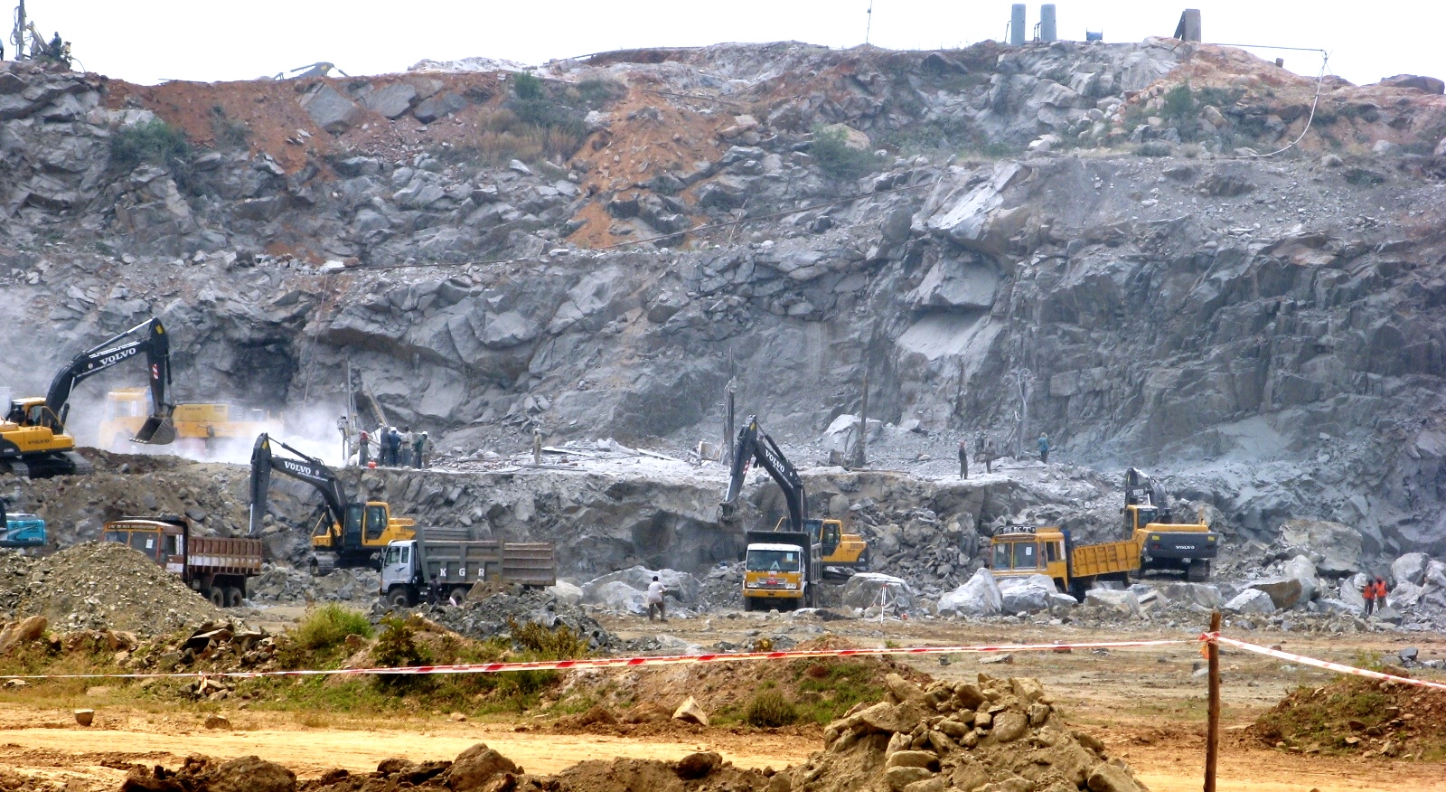 3ff932d9-af9c-44da-8936-4e04eb2fa9df